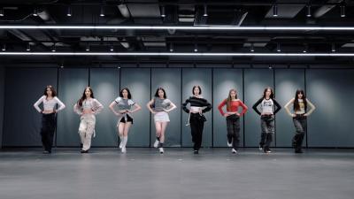 Hearts2Hearts 하츠투하츠 'The Chase' Dance Practice